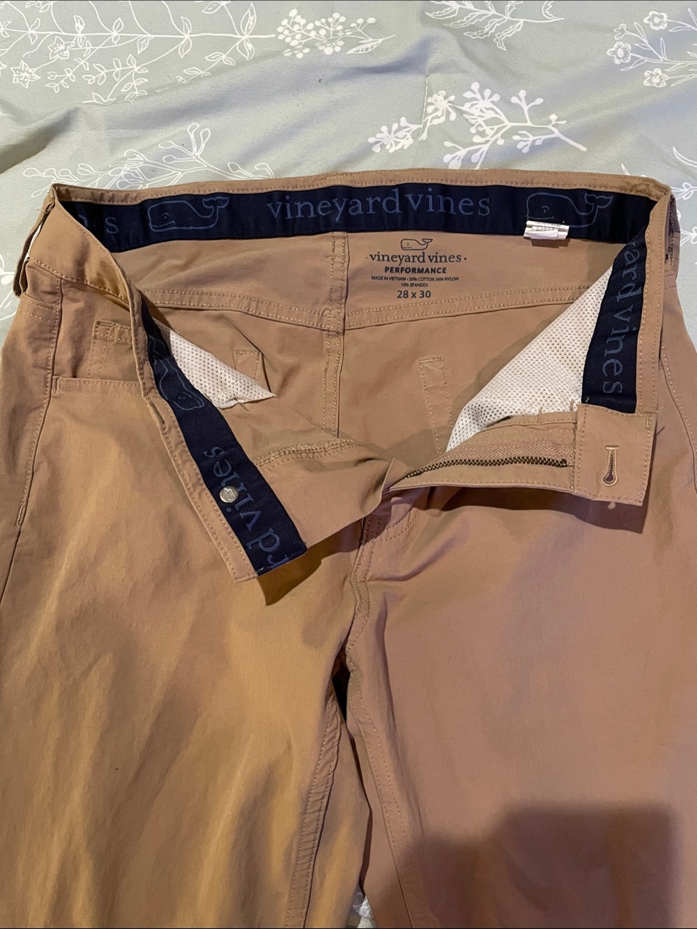 Vineyard Vines Men's Brown/Tan Chino Pants - Picture 4 of 7